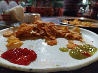 Suri Bar & Restaurant