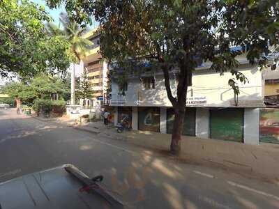 Suri Bar & Restaurant