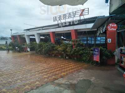 Aarav'z Garden Resto