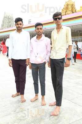 Pune Night Life Bistro & Lounge