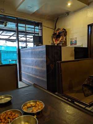 Golden Wheel Restaurant