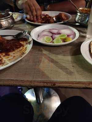 Wood Stock Restaurant And Bar