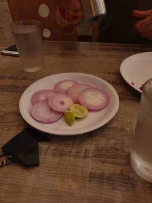 Wood Stock Restaurant And Bar