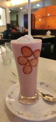 Green Oaks Restaurant