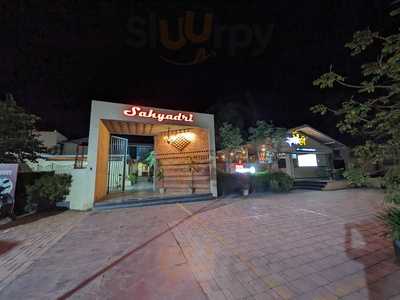 Hotel Sahyadri