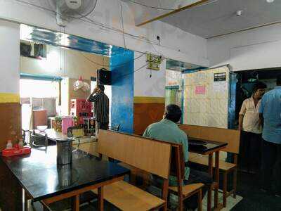 Shahi Chicken Biryani Corner