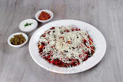 Jadhavanche Thalipeeth