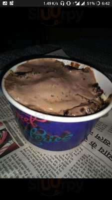 Dazzling Manali Cafe