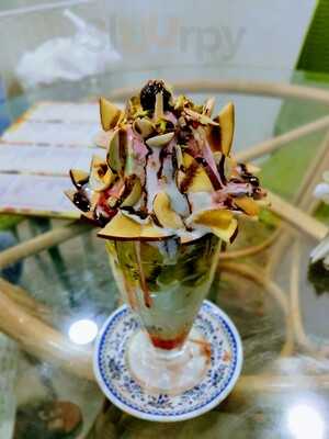 Haji Ali Juice Centre