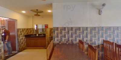 Kuttanadu Restaurant