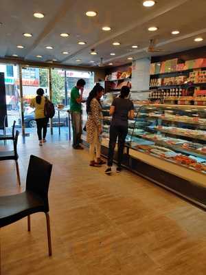 Anand Sweets & Savouries