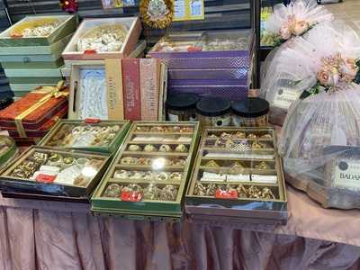 Anand Sweets & Savouries
