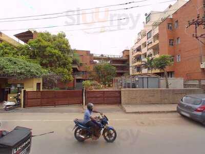 Currys And Dosas Express