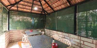 Lahari Family & Garden Dhaba