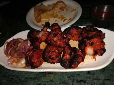 Mandara Bar And Restaurant