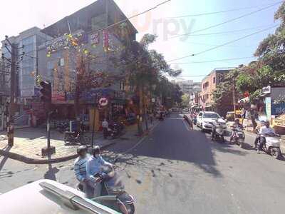 Mandara Bar And Restaurant