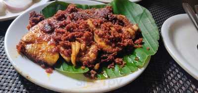 Status Bar & Restaurant