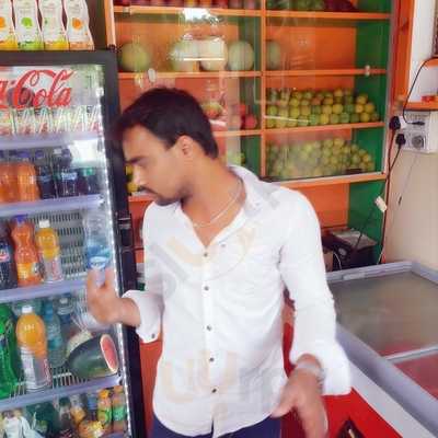 Sri Gurukrupa Juice & Chats