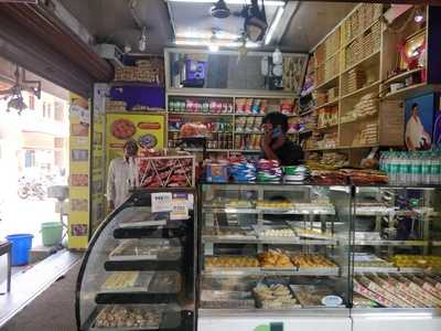 Sre  Saraswathi Sweets Center