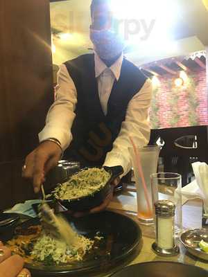 New Taj Family Restaurant