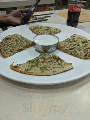 Sri Krishnapriya Veg