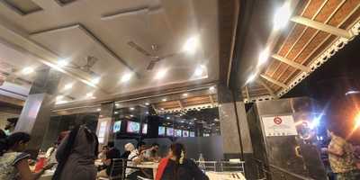 Sri Krishnapriya Veg