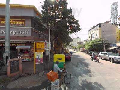 Sri Krishnapriya Veg