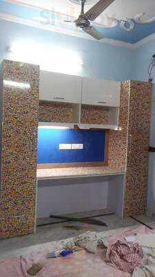 Friends Bar And Restaurant