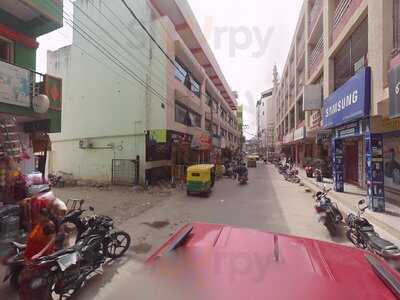 Kalkatta U.p. Chats & Paratha Center