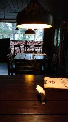 Cafe De Castor & Pollux