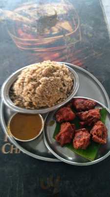 M.m Bar & Restaurant