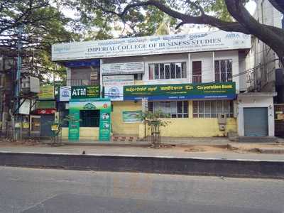 Sri Sai Churmuri Corner