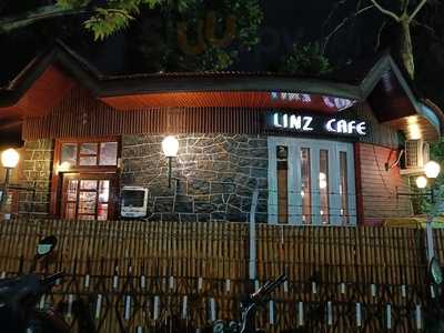 Cafe De Lintz