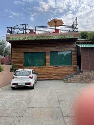 Sunset Boulevard Restaurant