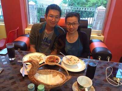 Crescent Lake View Restaurant