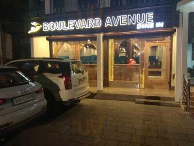Boulevard Avenue