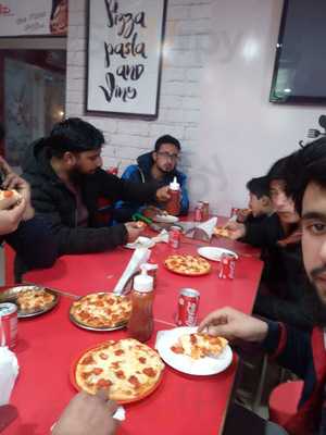 Chiliz The Pizza Shop