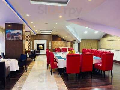 7cs Cafe N Fine Dine