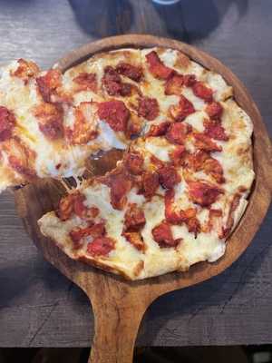 Eatalian The Pizza Shop