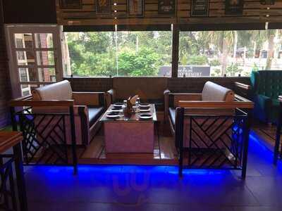 Kings Landing Lounge By Midway Resort & Bar