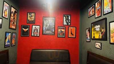 V Grand Lounge Restaurant & Bar