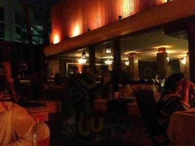 Aurus Restaurant & Lounge