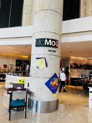 Momo Cafe