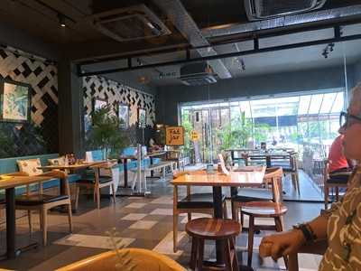 Fatjar Cafe & Market