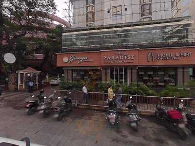 Pickle & Pint Kitchen And Bar