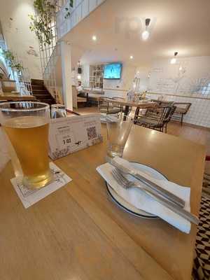 Smoke House Deli Colaba