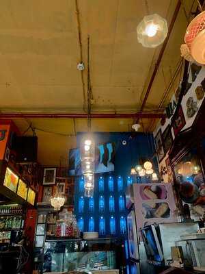 Sodabottleopenerwala