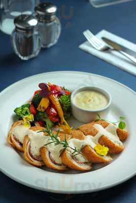 Mockingbird Cafe Bar