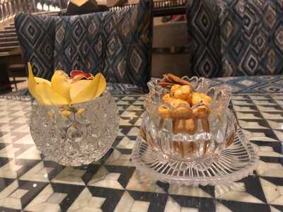 The Drawing Room & The St. Regis Bar