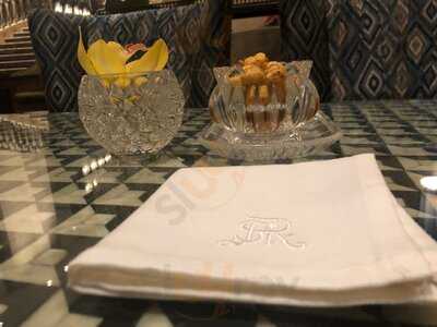 The Drawing Room & The St. Regis Bar